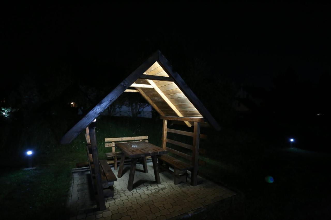Mipet Apartmani Zlatibor Exterior photo