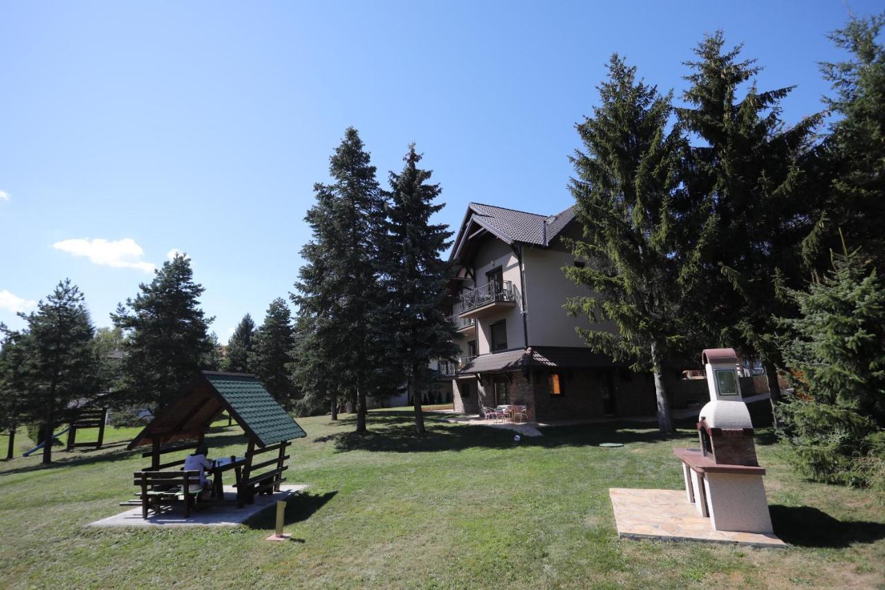 Mipet Apartmani Zlatibor Exterior photo