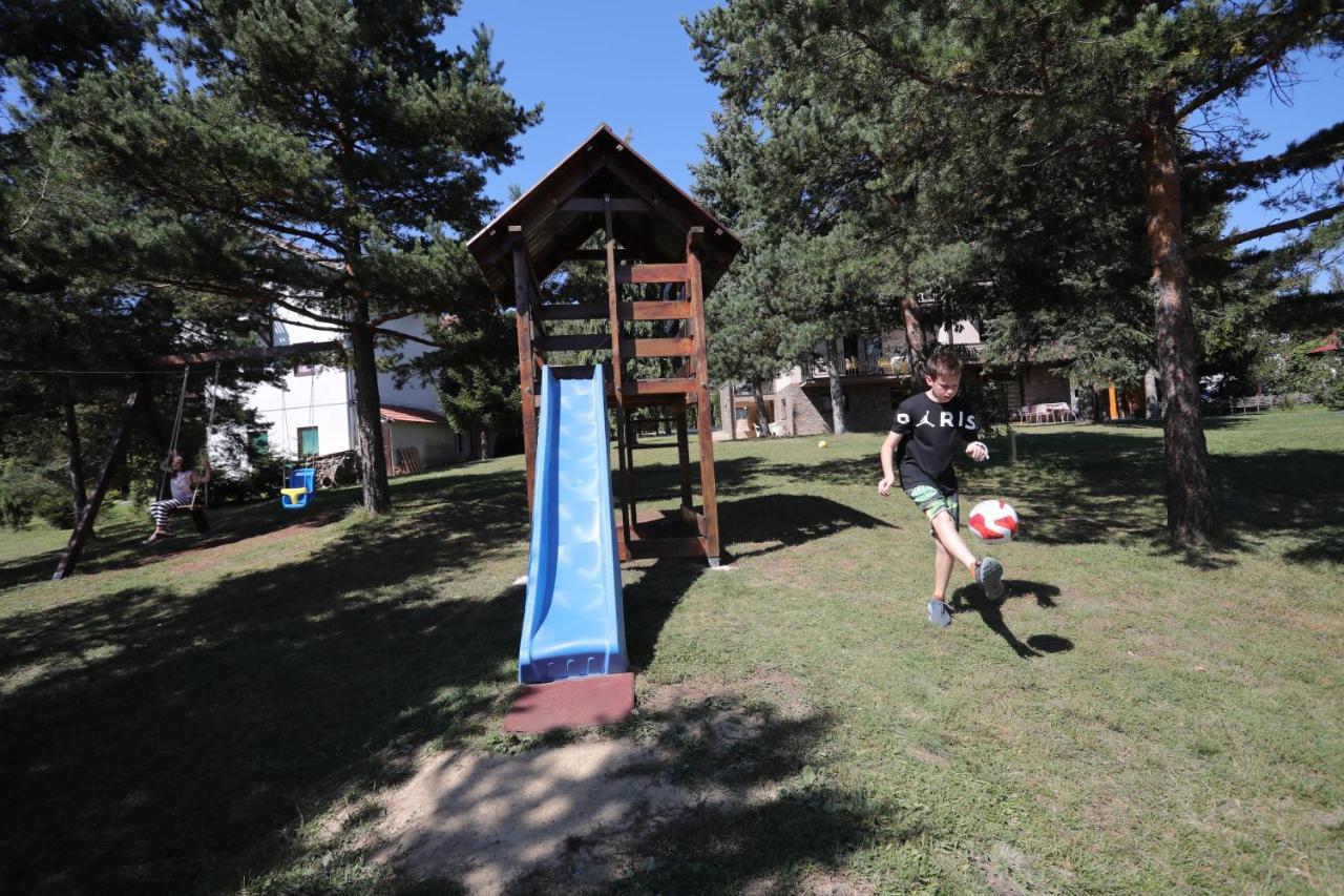 Mipet Apartmani Zlatibor Exterior photo