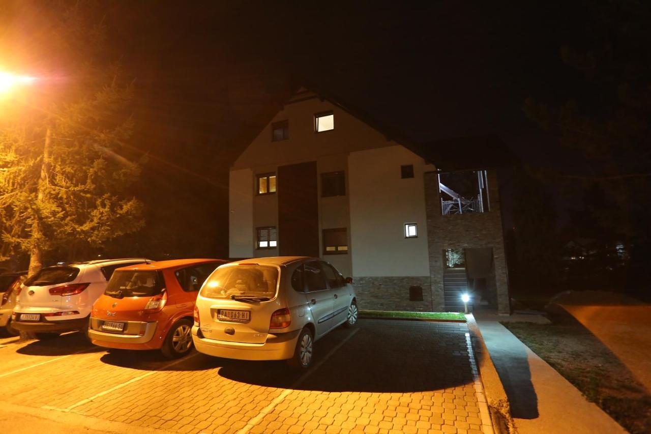 Mipet Apartmani Zlatibor Exterior photo