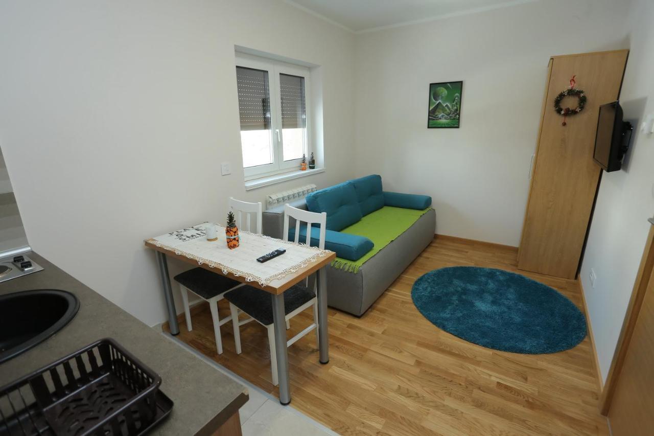 Mipet Apartmani Zlatibor Exterior photo